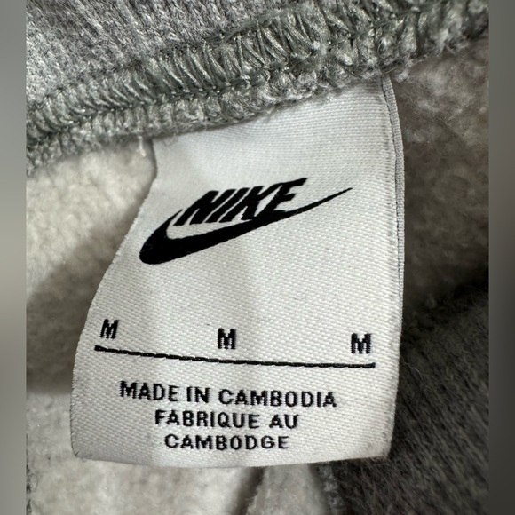 EUC❤️Nike❤️ Women's Dri-FIT One High-Waisted Joggers size Medium - Picture 3 of 7